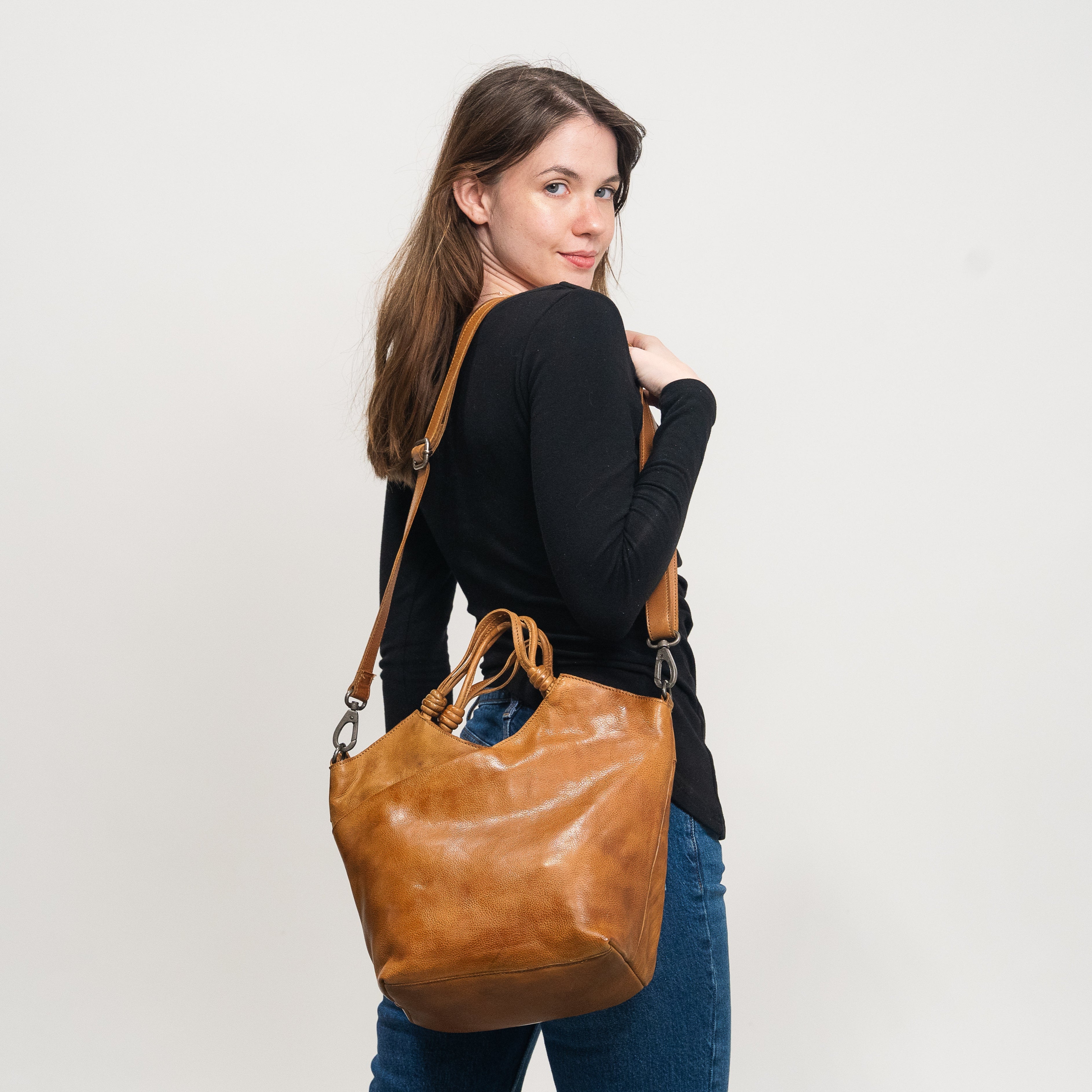 Nash Leather Crossbody Bag